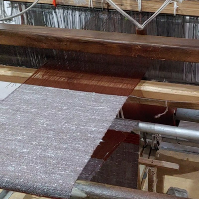 shawl-industry-kullu-cotton-cloth-machine-making-woolen-shawl