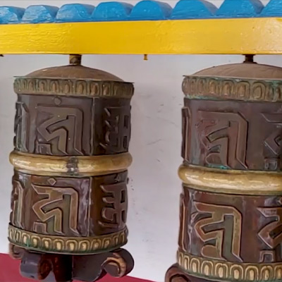 buddhism-prayer-wheel-religious-place-in-india-buddha-temple