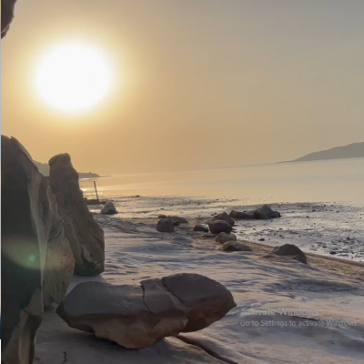 beautiful-sunset-between-the-stone-at-indian-ocean-horizon-view-stock-footage