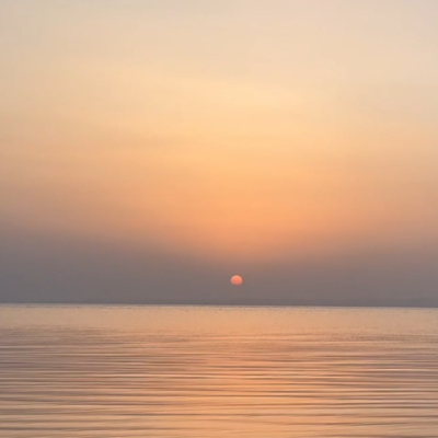 beautiful-sunset-view-in-the-middle-of-indian-ocean-with-waving-water-stock-video-footage